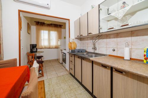Apartments Zvonimir - image 5