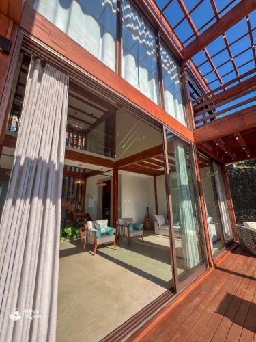 Casa moderna com vista mar panorâmica em Ilhabela Casa moderna com vista mar panorâmica em Ilhabela