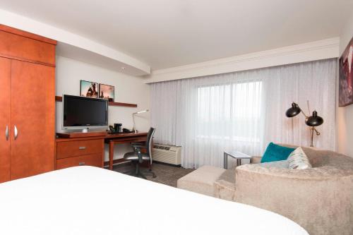 Courtyard by Marriott San Antonio North Stone Oak At Legacy - image 13