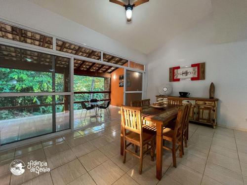 Casa charmosa em condomínio no Sul de Ilhabela (Casa charmosa em condominio no Sul de Ilhabela) in Sao Pedro