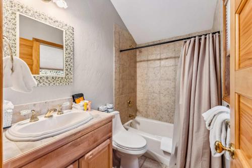 Highlands Ridge Retreat By Pinnacle Lodging – Breckenridge, CO
