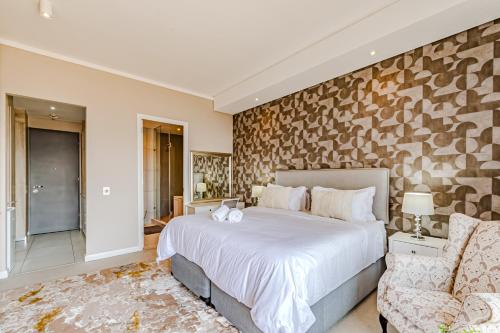 1403 Menlyn Maine Trilogy Room Type - Deluxe King Studio