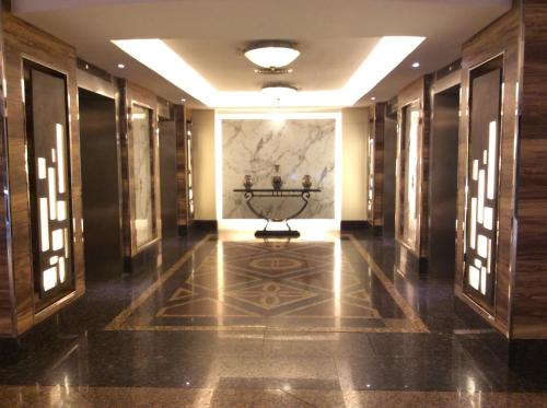 Létesítmények, Century Park Hotel near Metropolitan Múzeum