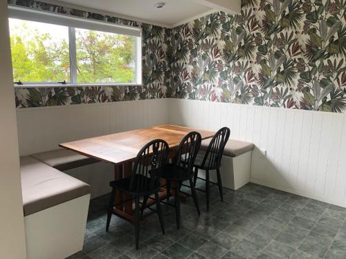 บริการและสิ่งอำนวยความสะดวก, Memories On Maryburn in ทวิเซล