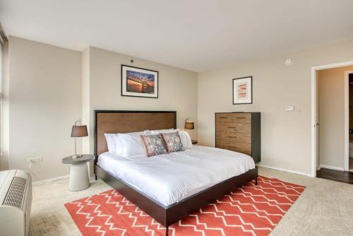CozySuites 800 Tower 1BR with gym 18 in Louisville, USA