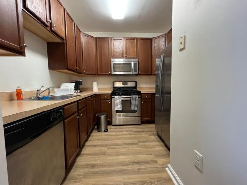 Luxury Condo Near NYC, MetLife & American Dream in Passaic, USA