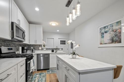 Beautiful Home W Keyless Entry Near Inner Harbor in Baltimore, USA