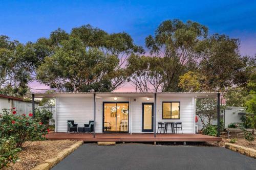 Exterior view, Northam Holiday Park in Northam