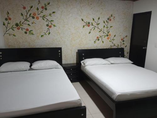 2 double beds, 1 twin bed