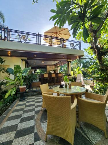 蘇馬海灘酒店 (Suma Beach Hotel) in 洛維納海灘