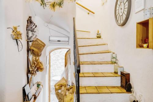 Chambre atypique dans café healthy (Chambre atypique dans cafe healthy) in Saint-Paul-de-Vence