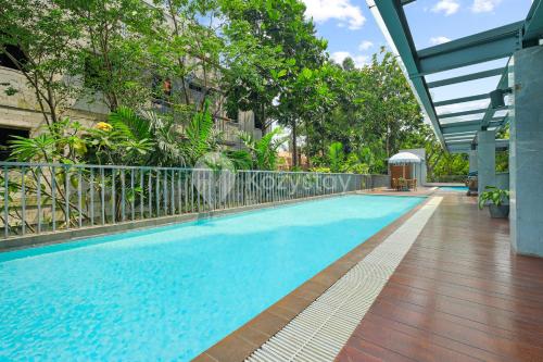 Swimming pool, Marone by Kozystay - Pondok Indah in Pesanggrahan