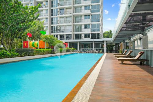 Exterior view, Marone by Kozystay - Pondok Indah in Pesanggrahan