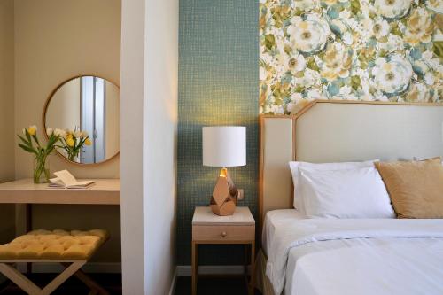 Master Suite image 5