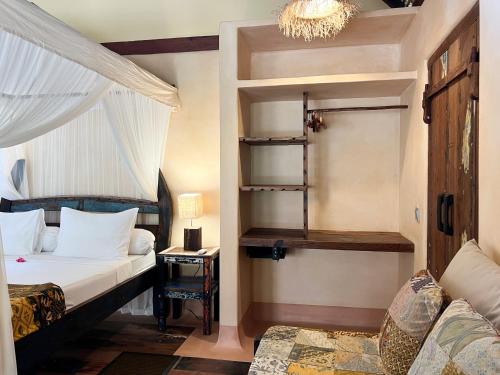 Gili Asahan Eco Lodge & Restaurant Room Type - Jungle Hut 1 with Free Return Boat from Kepo Harbor to Gili Asahan