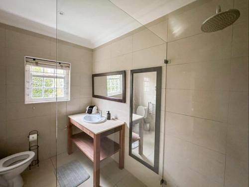 Tokai Forest Guest House Room Type - Twin Room with Garden View