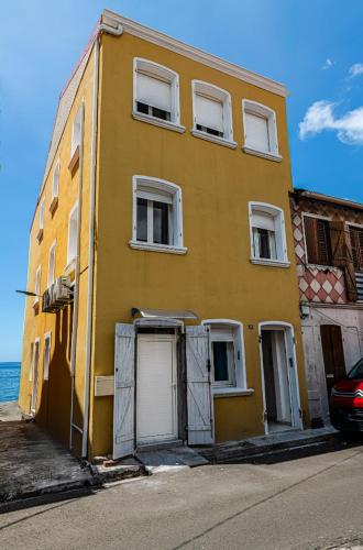 Näkymä ulkoa, Les Pénates - Appt vue mer proche plage (Les Penates - Appt vue mer proche plage) in Saint-Pierre