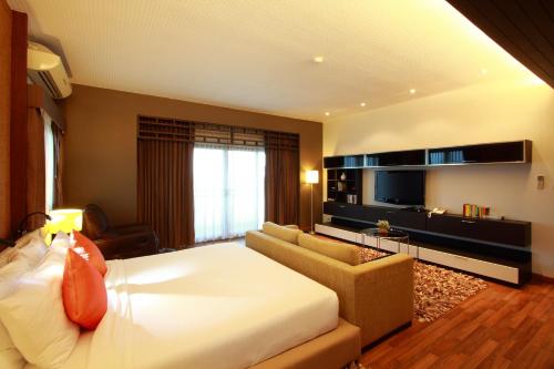 เพนต์เฮาส์อพาร์ตเมนต์  (Penthouse Apartment)