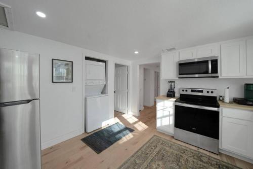Walk To A-Train, Mins To TWU And UNT! 2BR In Denton in Denton, USA