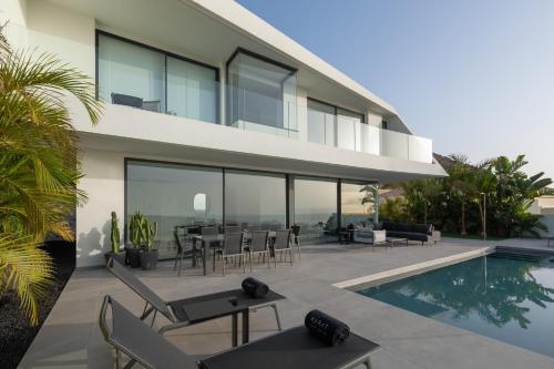 Karat Villa Kai Torviscas