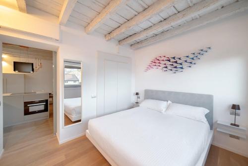 LAND HERE APARTMENT in a CITY CENTER, Bergamo (fotografie 7)