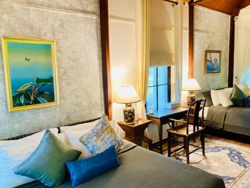 room detail thumbnail 0