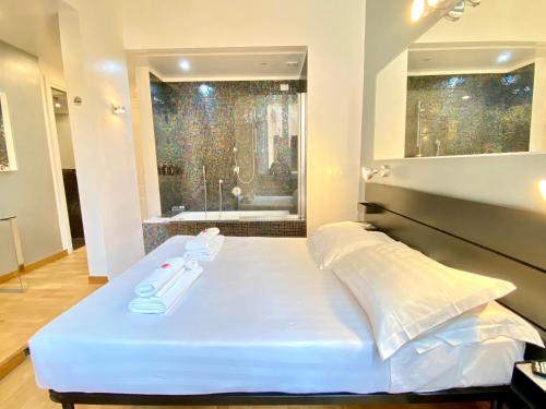 KISS ME ROME Luxury Rooms, Řím (fotografie 8)