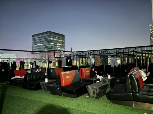 Balcony/terrace, Wohkoon者行孙青年酒店北京南站草桥店 in Beijing South Station