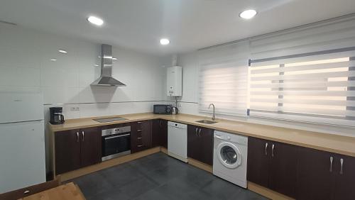 ห้องครัว, Livingtarifa Apartamento La Marea in เปโโร บาเลียนเต