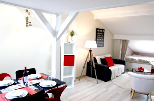 FREE Parking - Self Checkin - WIFI - DUPLEX LA FUSTERIE - SUPERBORDEAUX - image 8