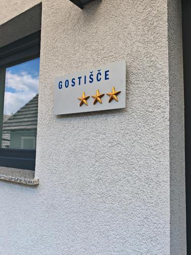 Gostilna Pugelj in โนโวเมสโต