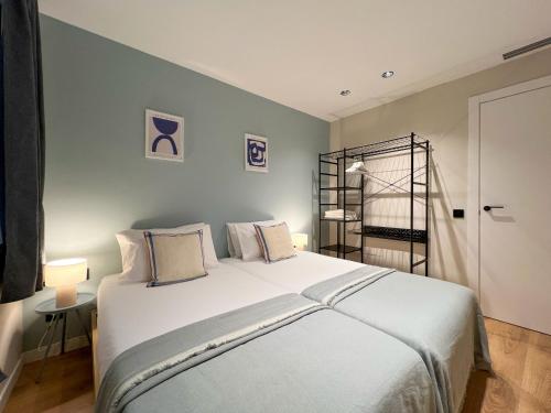 Four-Bedroom Apartment image 8