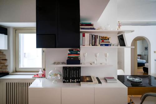 5 Min From Trastevere Rome Chic Apartment, Rzym (zdjęcie 9)