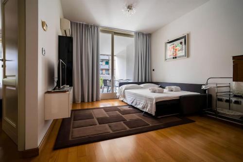 5 Min From Trastevere Rome Chic Apartment, Rzym (zdjęcie 10)