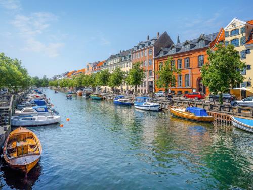 Sanders Swan - Marvellous villa close to the center of Copenhagen Sanders Swan - Marvellous villa close to the center of Copenhagen