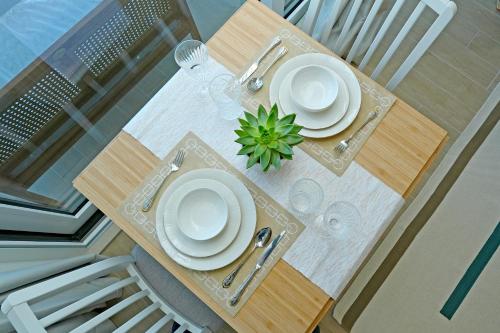 Studio Apartment with Beautiful View