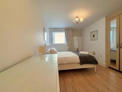TTSA - 2 Bedroom Apartment-Croydon - Mayday Hospital, Croydon (photo 7)