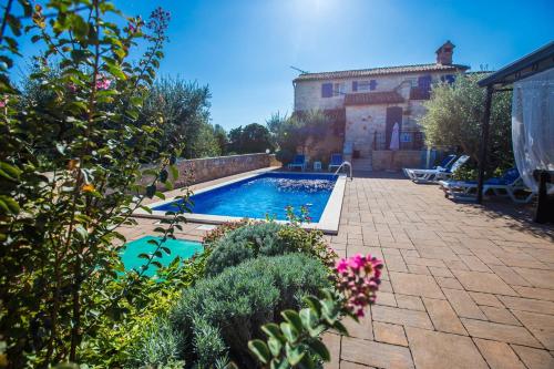 Villa with Private Pool room in Villa Meri