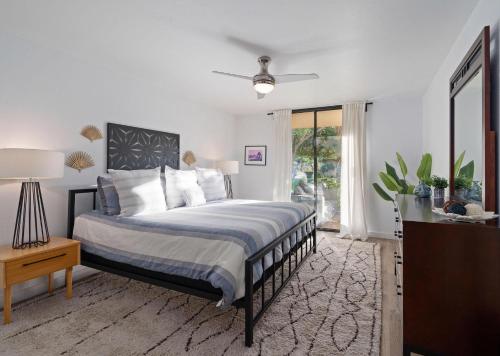 Contemporary Condo W Panoramic Views In Sunrise Cc in Rancho Mirage, USA