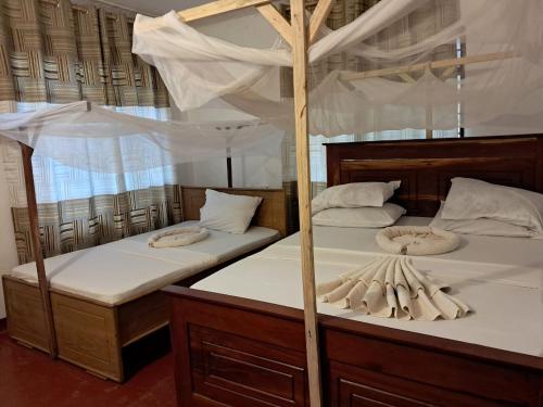 . SELOUS RIVER VIEW LODGE