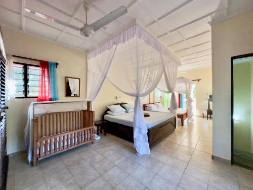 Casa de  m² en Watamu, con 3 habitación(es) y 3 baño(s) privado(s) (Banana Villas, Turtle Bay, Watamu) in Watamu