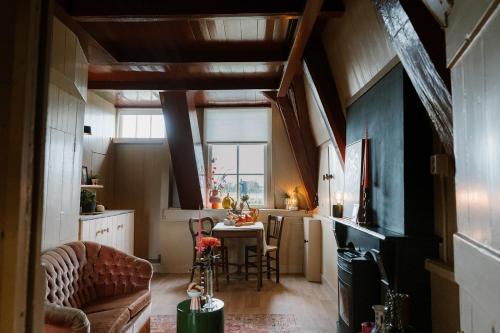 บริการและสิ่งอำนวยความสะดวก, Molen den Bonk in เมียเคิร์ก