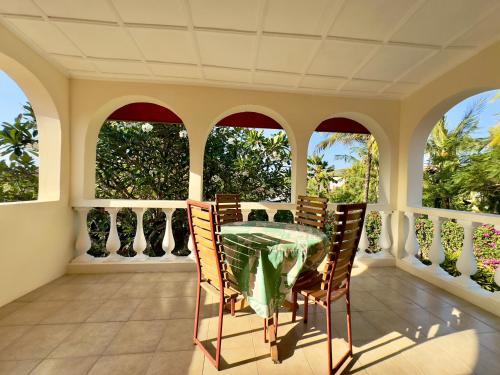 Vistas, Casa de  m² en Watamu, con 3 habitación(es) y 3 baño(s) privado(s) (Banana Villas, Turtle Bay, Watamu) in Watamu