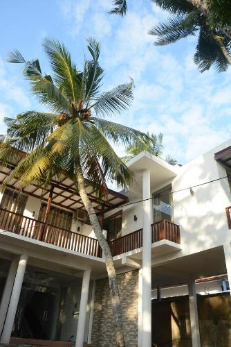 Sea View Tourist Inn