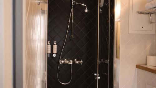 Hotel Rendez-Vous Batignolles - image 10