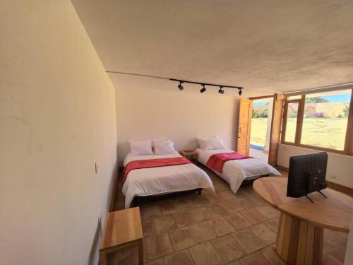 Triple Room with Garden View image 2