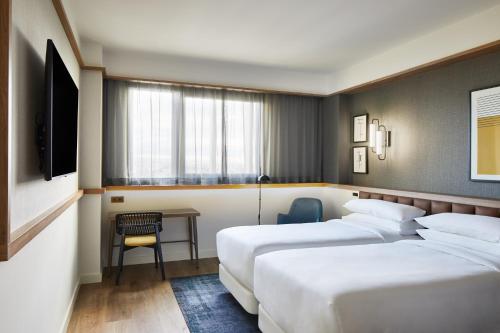 2 twin beds