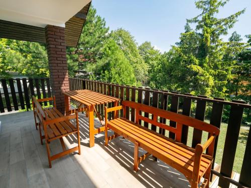 Holiday Home Picea by Interhome in บาลาตองเฟนเวส