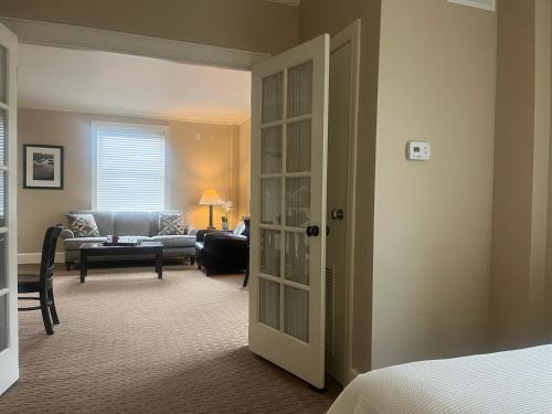 The Eldridge Hotel