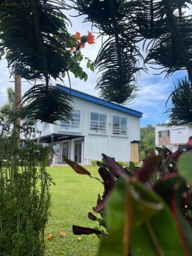 Exterior view, La Martina Palestina in La Manuelita